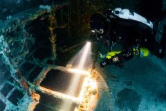 Dive-guide_safety-diver-4_res